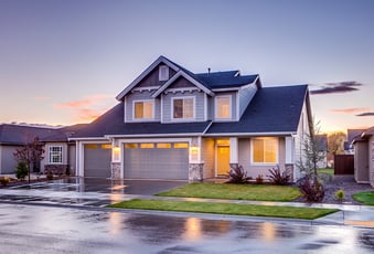 High & Low Interest Rates: When to Buy a House vs Wait