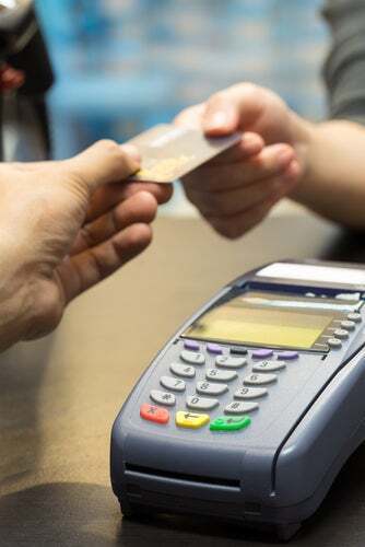 Applying for New Credit Cards to Use for Holiday Shopping